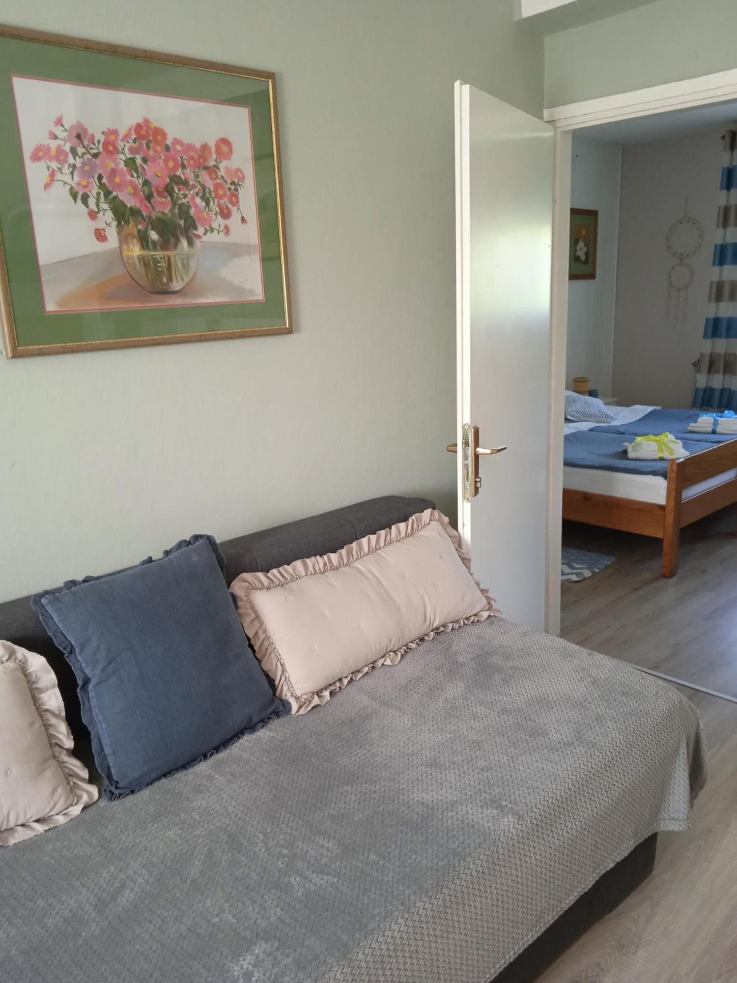 Studio Luna Appartement Карловац Экстерьер фото